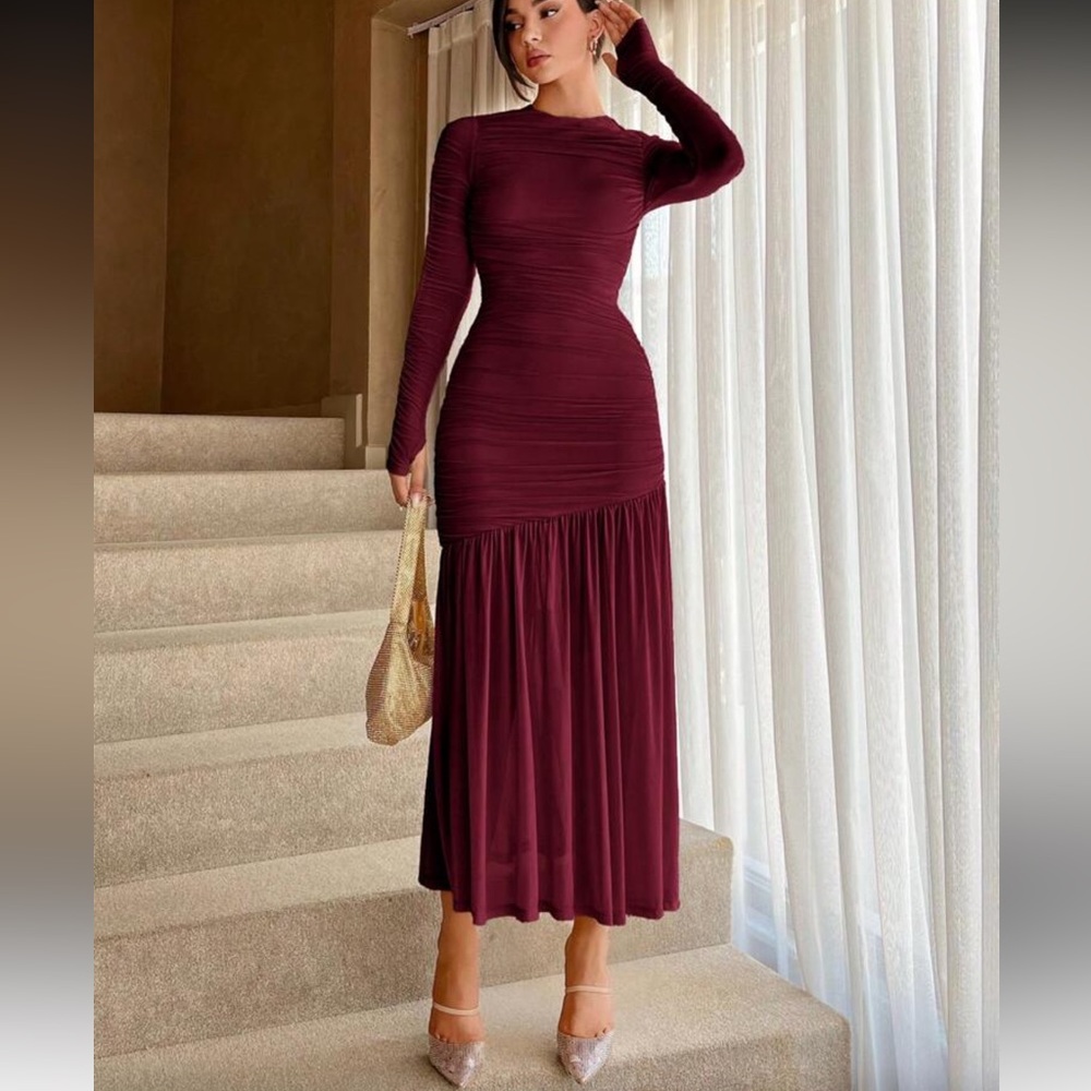 Elegant Burgundy Long Sleeve Dress